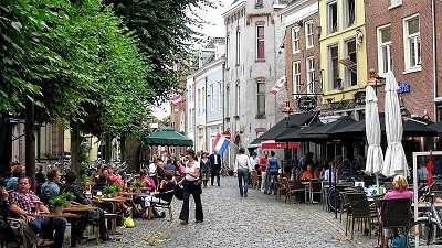 Den Bosch Medieval Streets & Bossche Bol